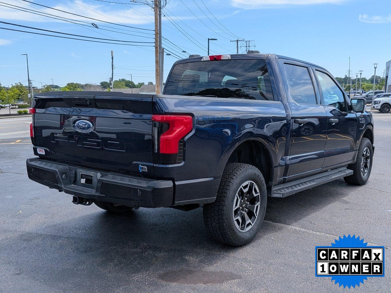 Used 2023 Ford F150 Lightning XLT AWD/4WD image 4