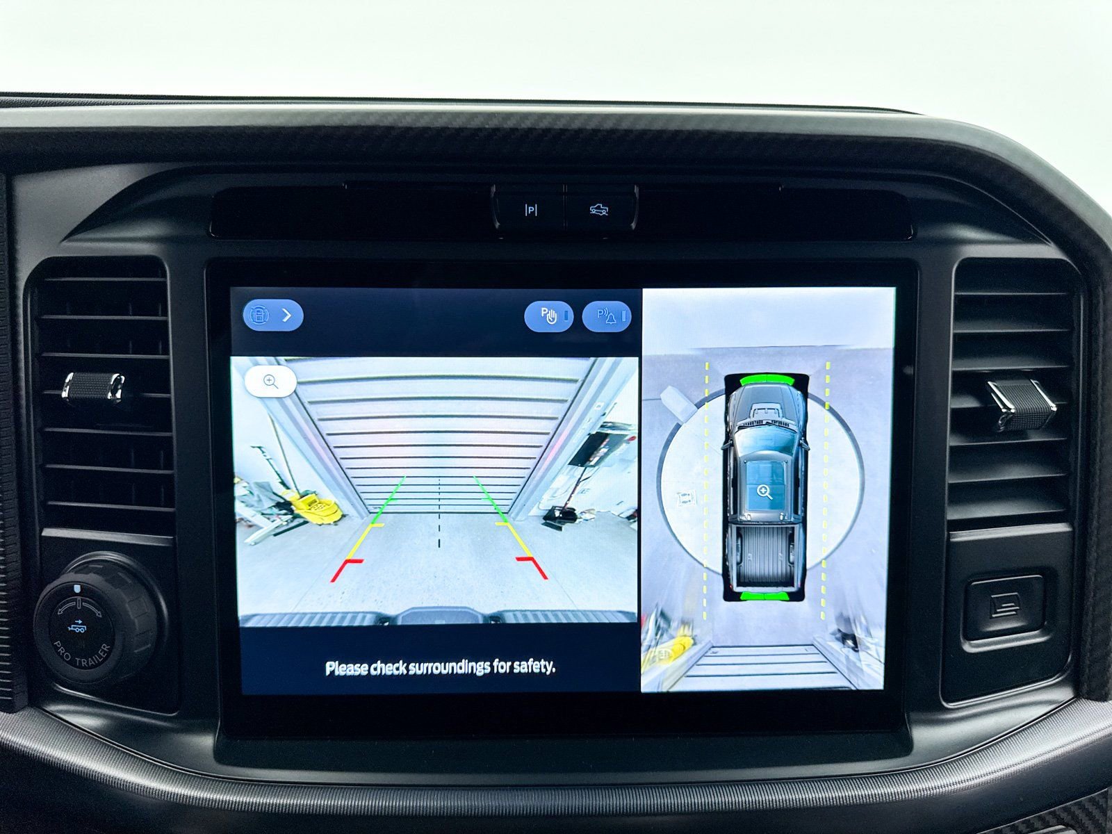 Used 2025 Ford F150 Raptor image 27