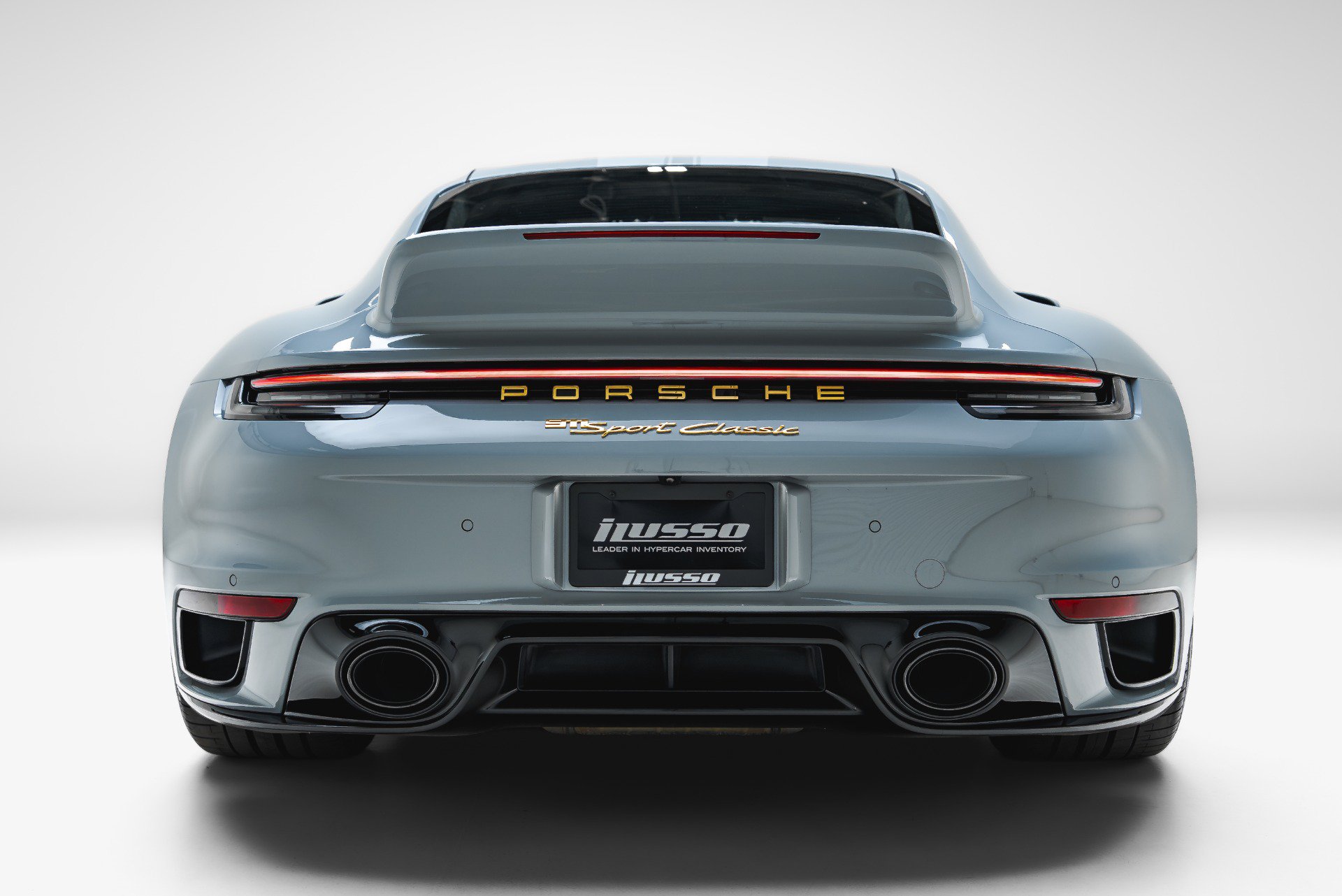 Used 2023 Porsche 911 Sport Classic RWD image 20