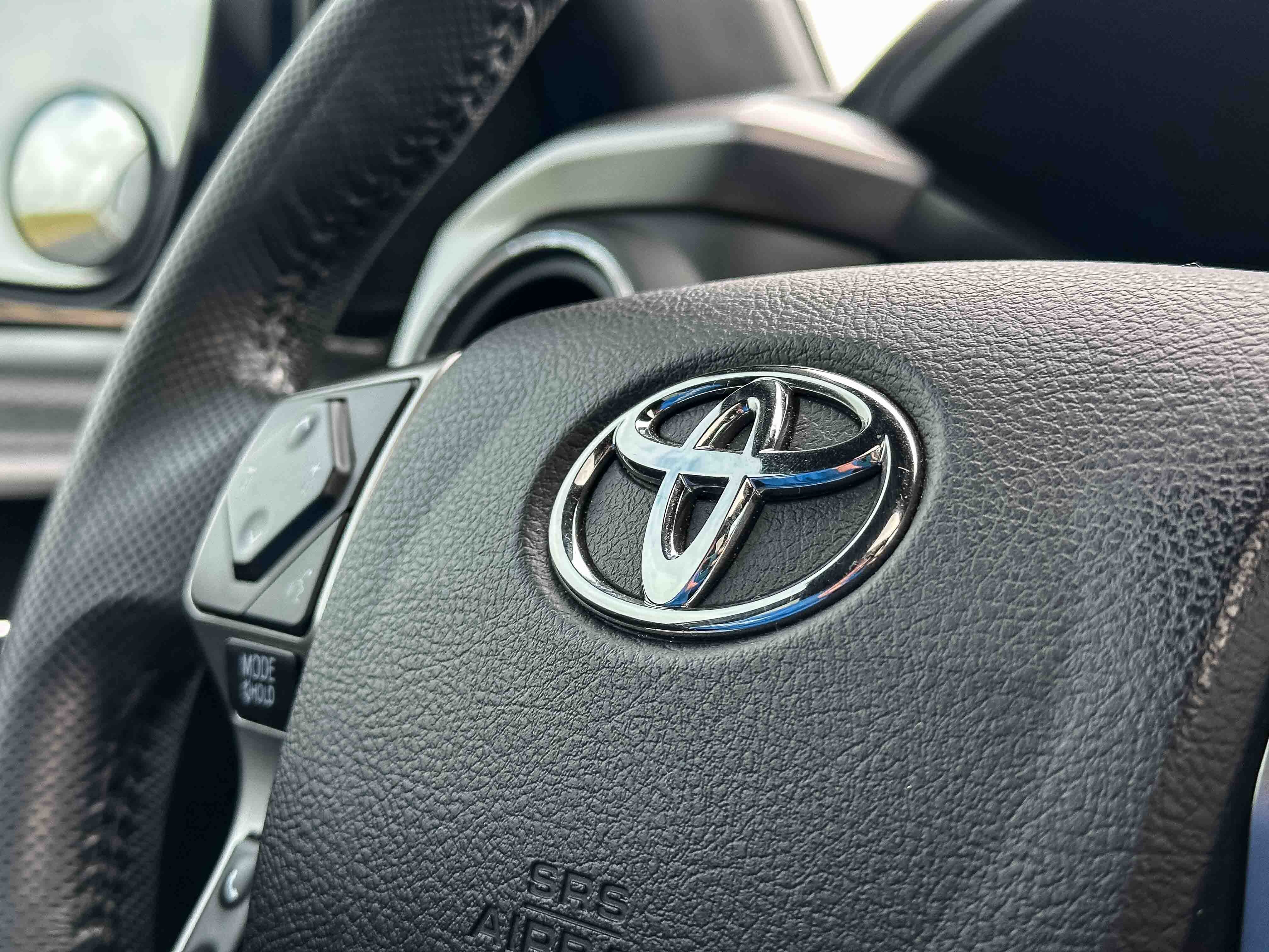 Used 2021 Toyota Tacoma Limited RWD image 31