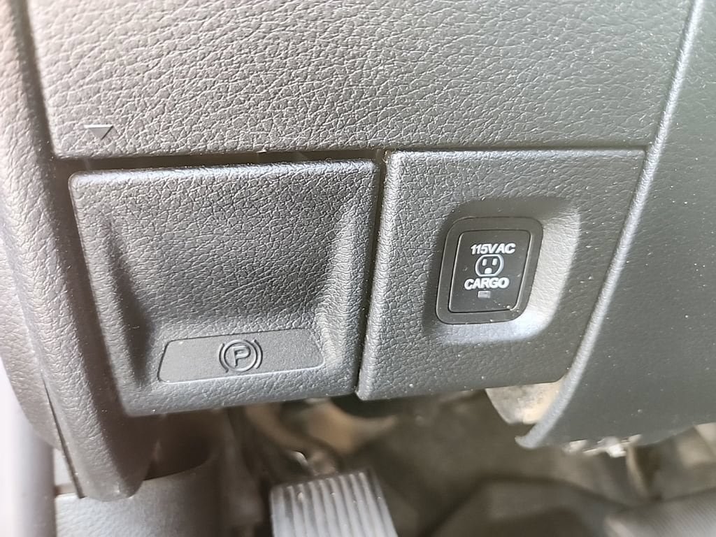 Used 2022 RAM 2500 Limited AWD/4WD image 44