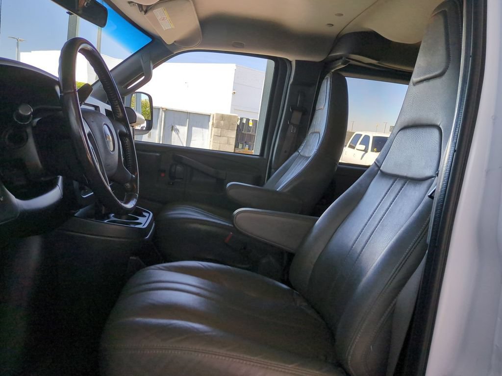 Used 2023 Chevrolet Express 3500 LS RWD image 21