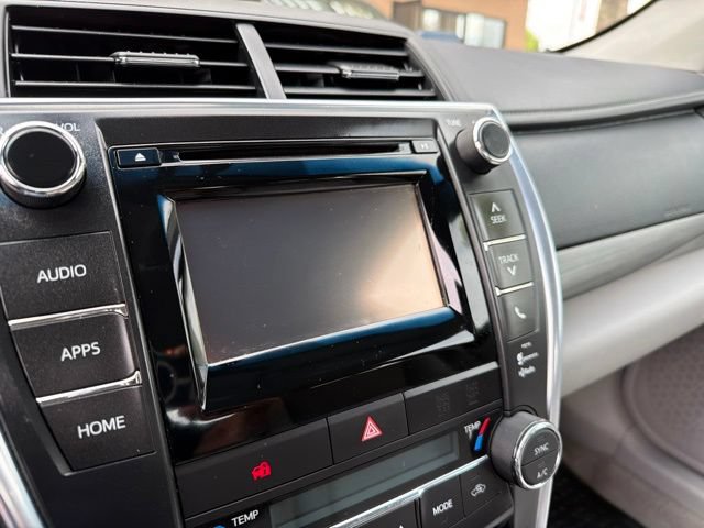 Used 2015 Toyota Camry LE FWD image 24