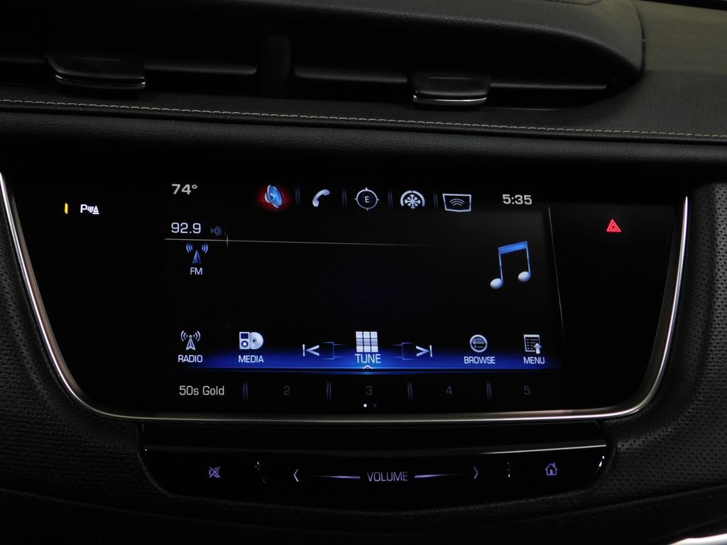 Used 2017 Cadillac XT5 FWD image 46