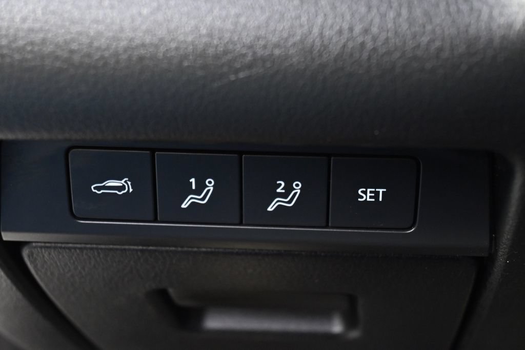 Used 2023 MAZDA CX-30 AWD 2.5 S w/ Premium Package image 24