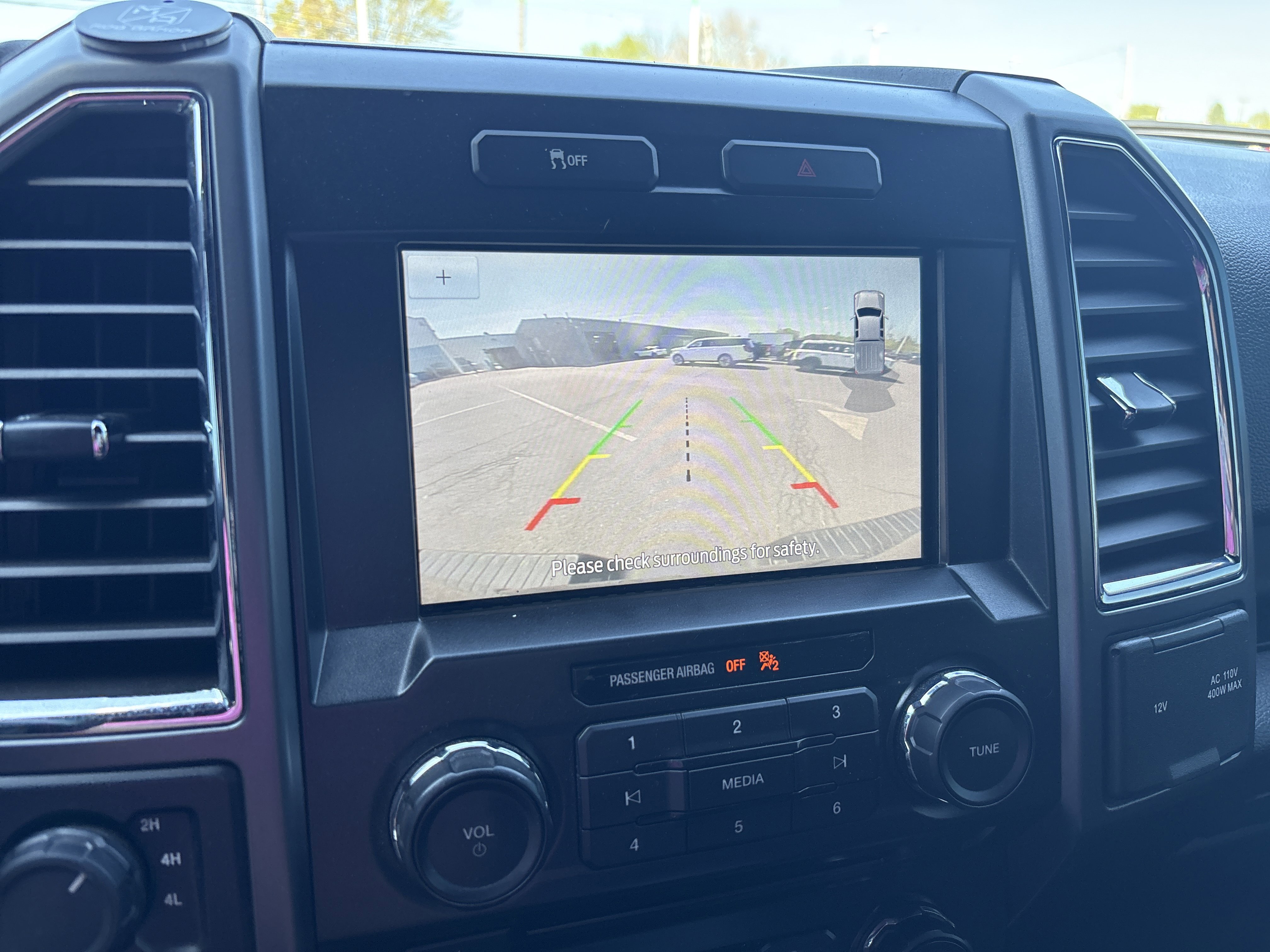 Used 2015 Ford F150 XLT w/ Equipment Group 302A Luxury AWD/4WD image 28