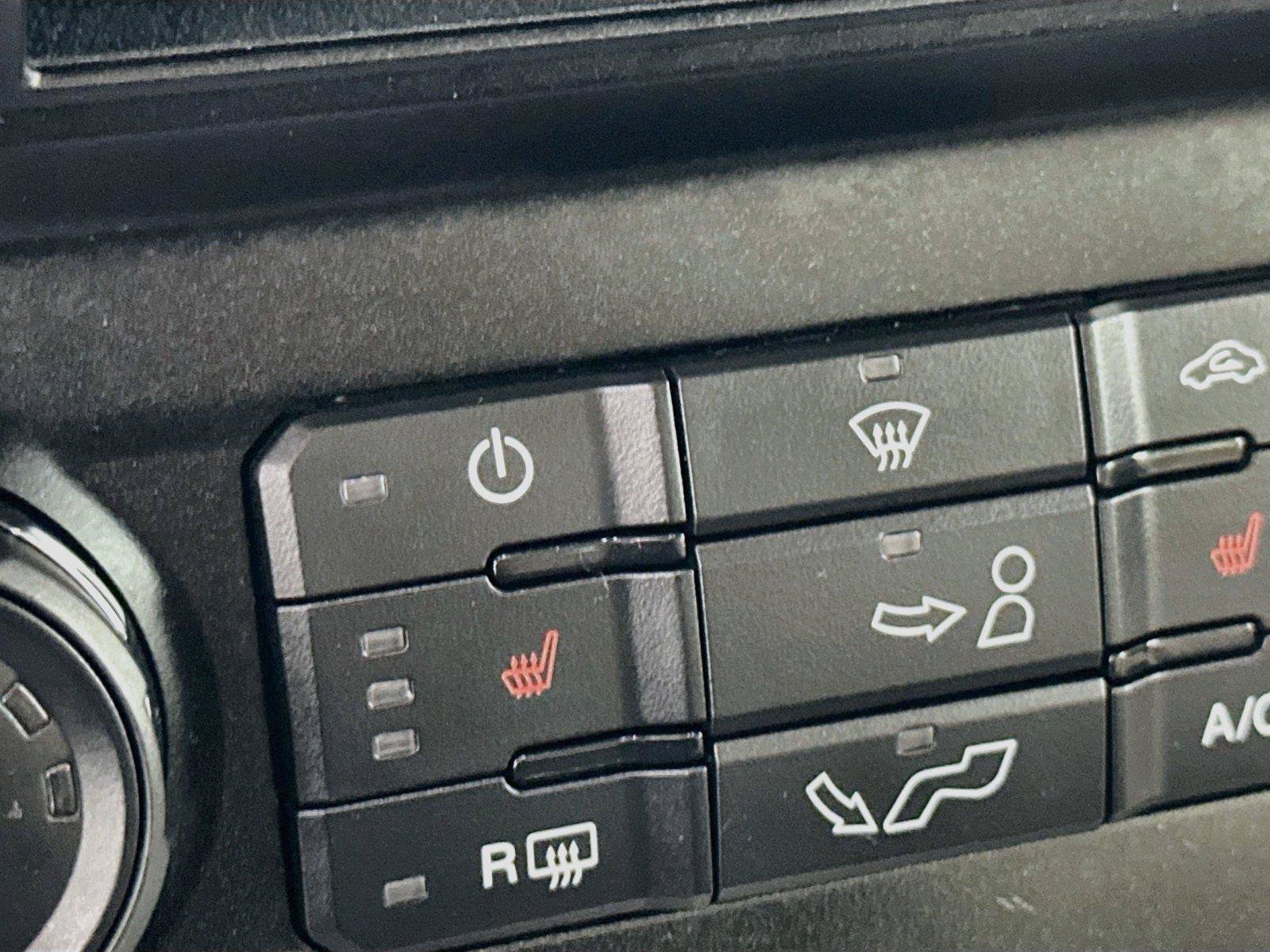 Used 2018 Ford F150 XLT w/ Equipment Group 302A Luxury AWD/4WD image 16