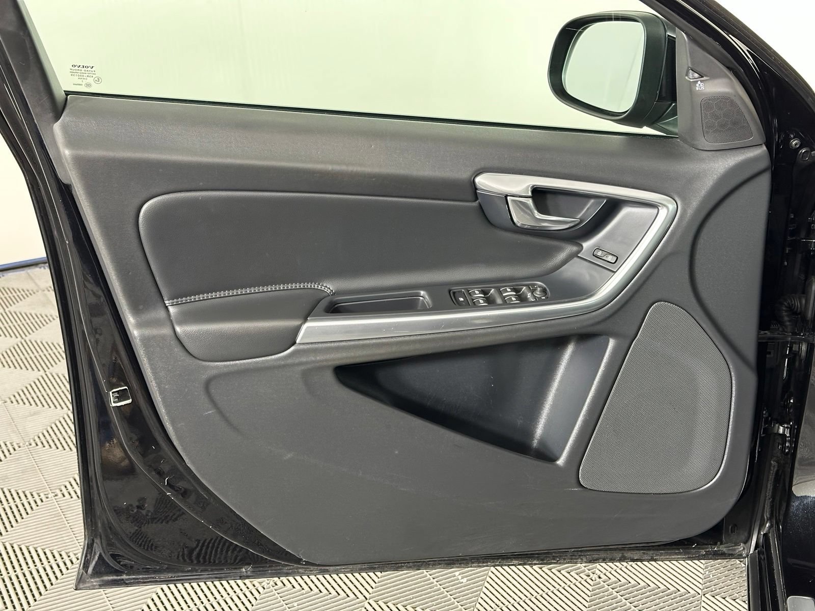 Used 2018 Volvo S60 T5 Inscription AWD/4WD image 35