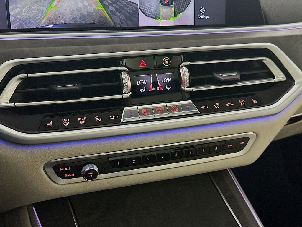 Used 2021 BMW X5 xDrive40i w/ M Sport Package image 18