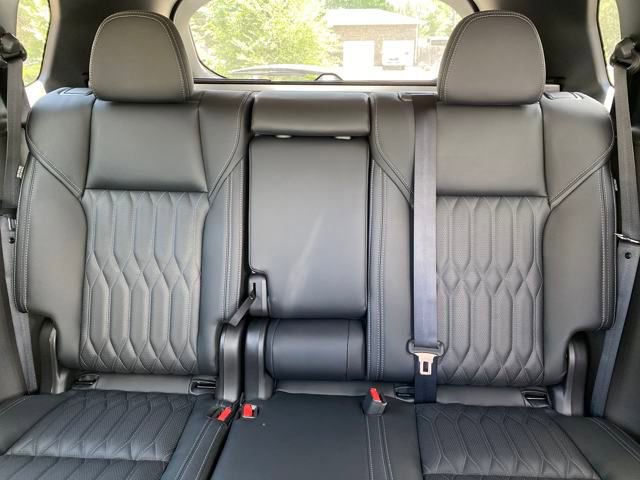 New 2025 Mitsubishi Outlander SEL image 11