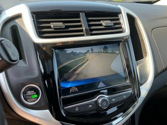 Used 2018 Chevrolet Sonic LT w/ Fun and Sun Package FWD image 6