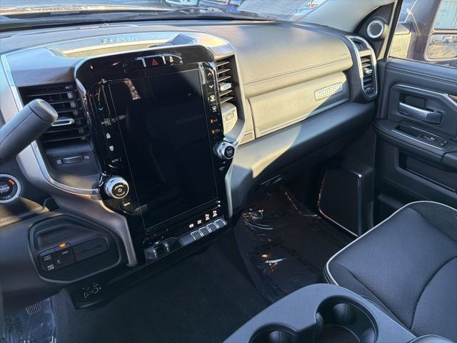 Used 2024 RAM 3500 Laramie image 17