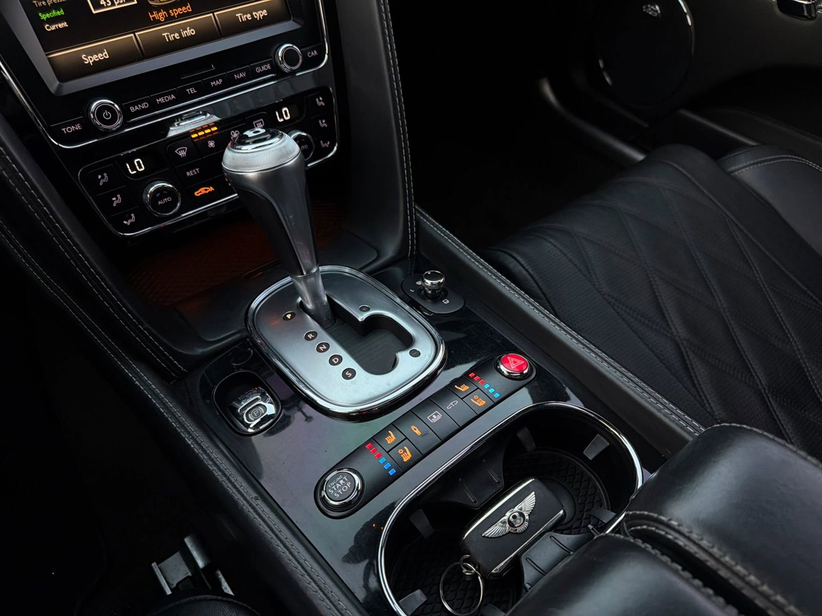 Used 2014 Bentley Flying Spur W12 AWD/4WD image 20