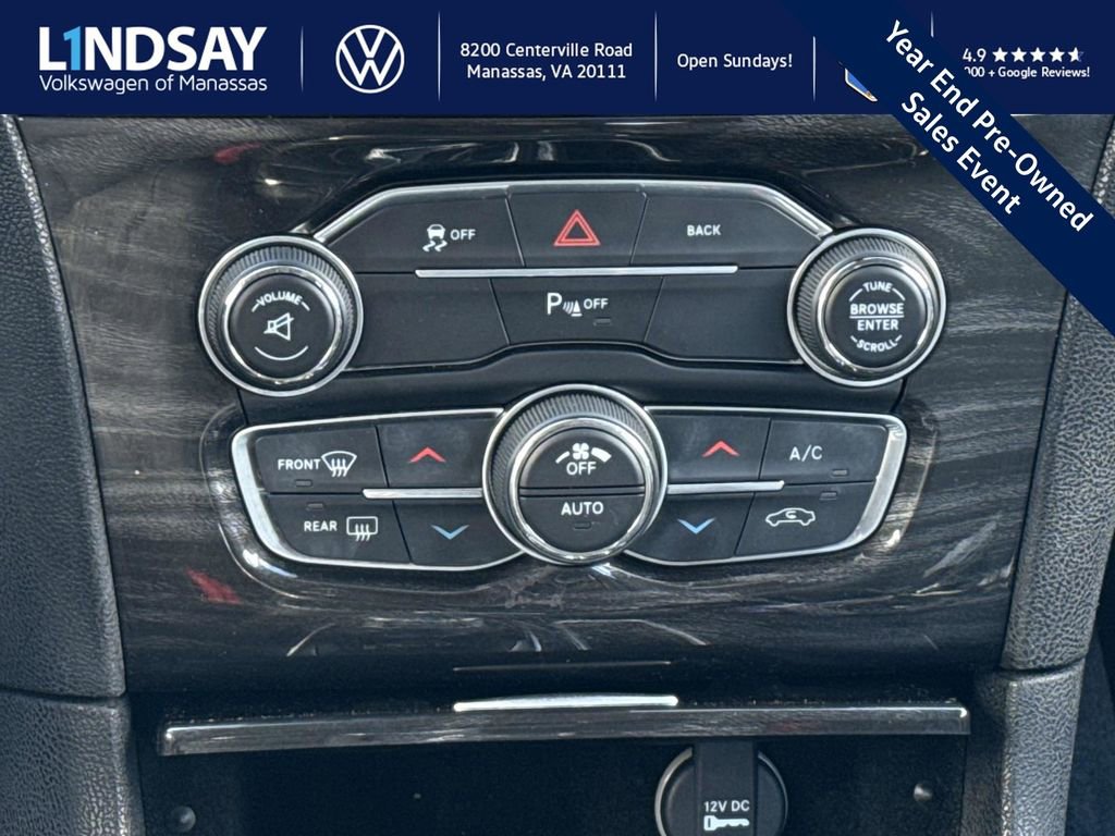 Used 2015 Chrysler 300 Limited w/ 300 Premium Group image 16