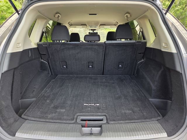 Used 2023 Nissan Rogue SV FWD image 17