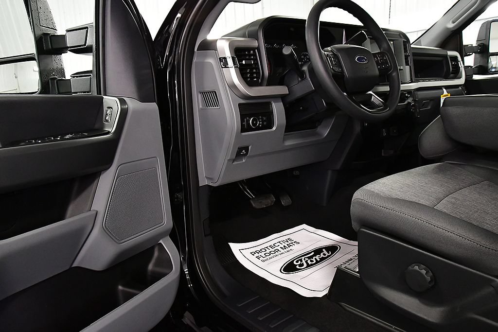 New 2026 Ford F250 XL w/ STX Appearance Package AWD/4WD image 16
