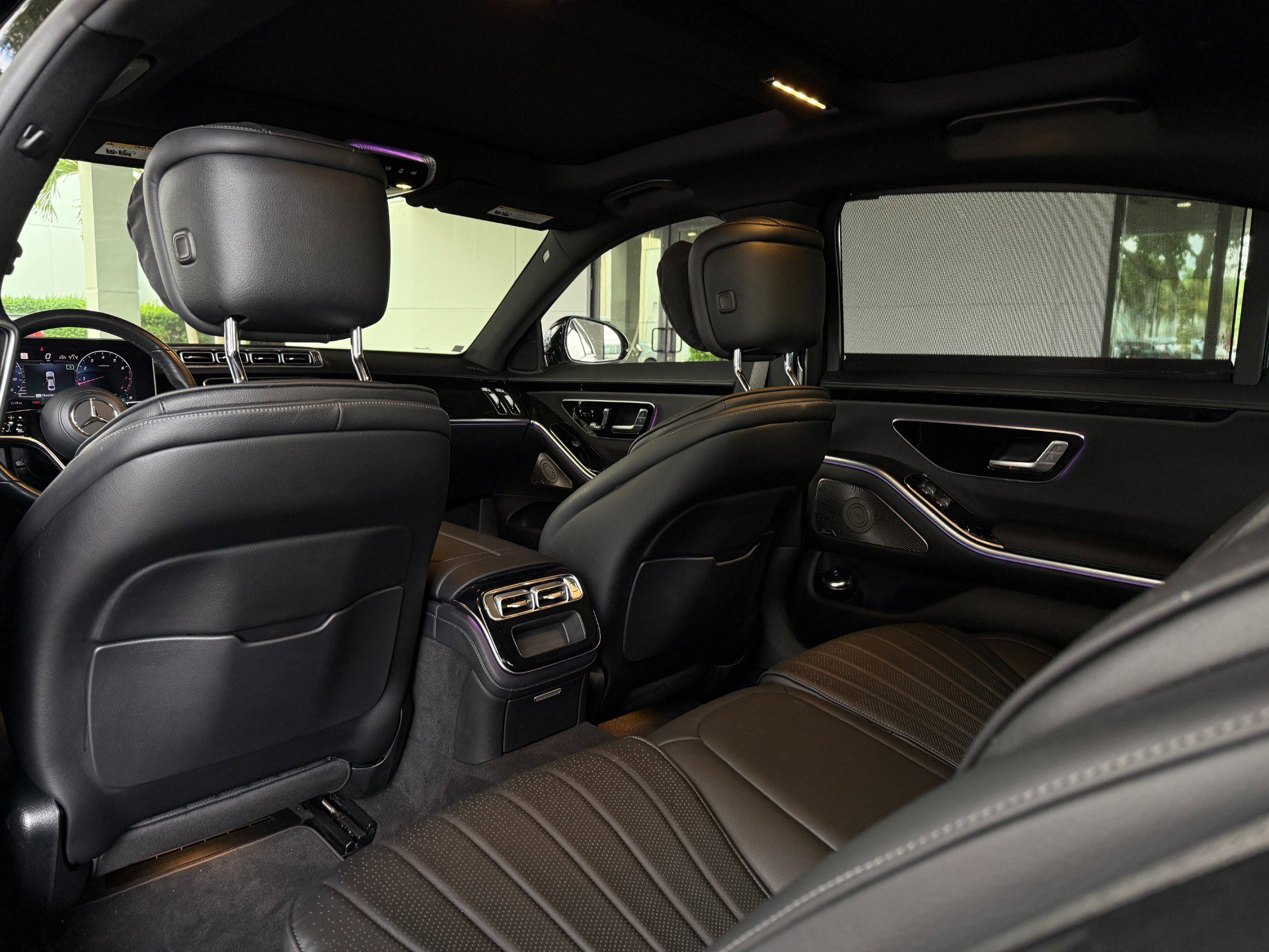 Used 2022 Mercedes-Benz S 500 4MATIC w/ AMG Line Package image 22