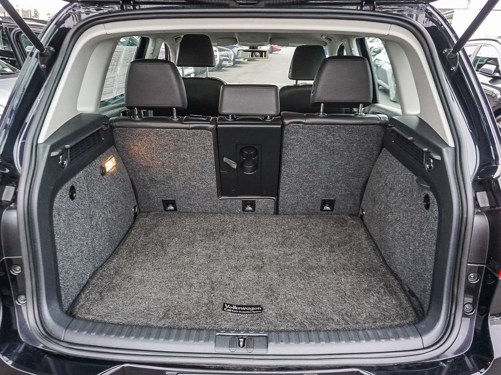 Used 2017 Volkswagen Tiguan S FWD image 25