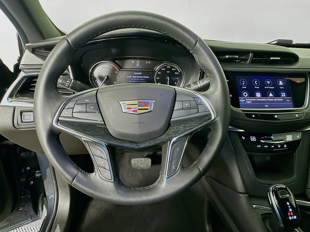 Used 2021 Cadillac XT5 Premium Luxury w/ LPO, Floor Liner Package FWD image 11