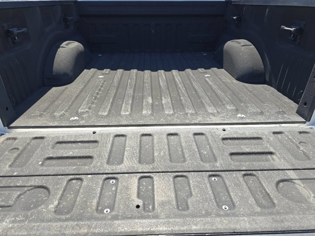 Used 2019 Ford F150 Lariat w/ Equipment Group 502A Luxury AWD/4WD image 28