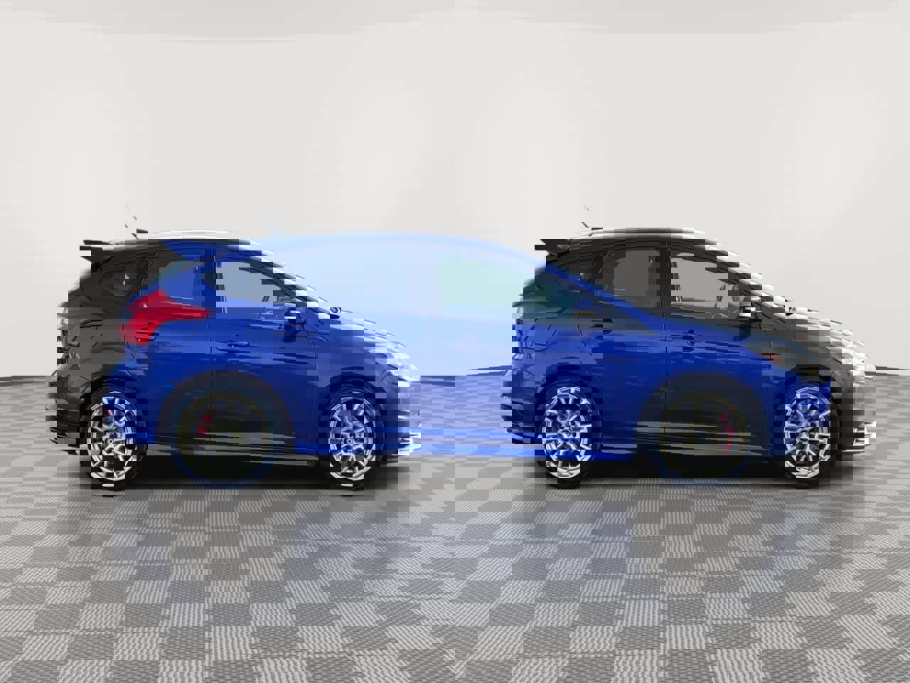 Used 2014 Ford Focus ST w/ Equipment Group 201A image 9