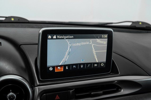 Used 2017 FIAT 124 Spider Classica RWD image 19