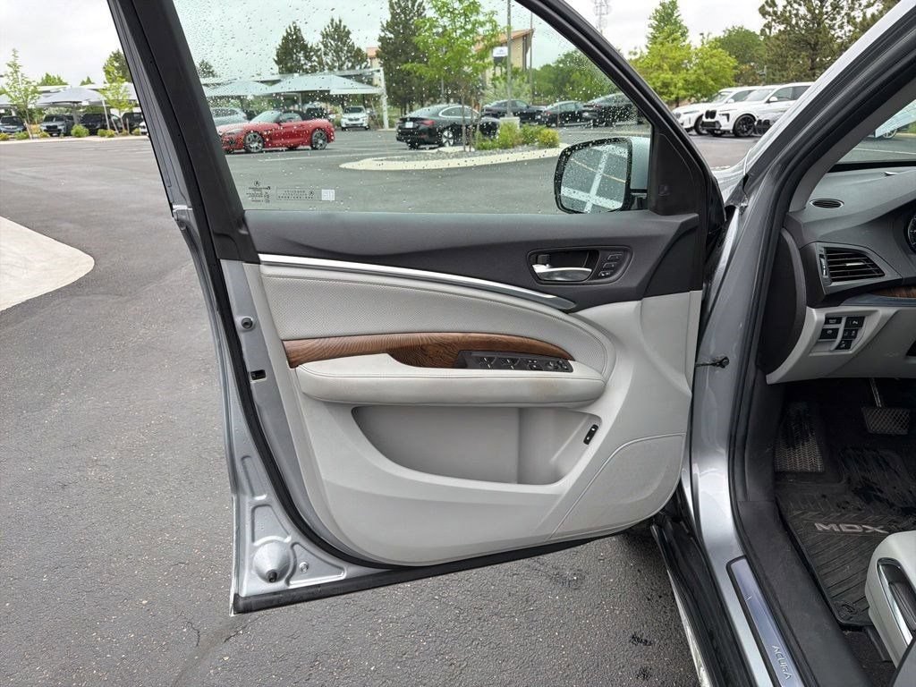 Used 2020 Acura MDX SH-AWD w/ Technology Package image 9