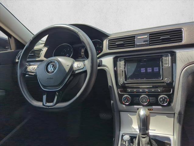 Used 2019 Volkswagen Passat 2.0T Wolfsburg w/ Wheels & Sunroof Package FWD image 27