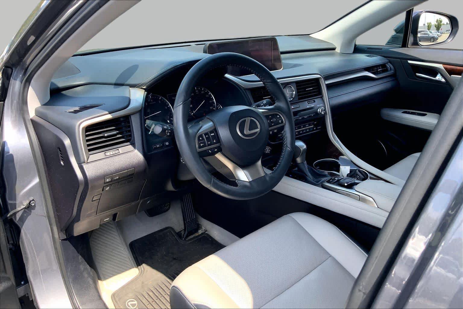Used 2017 Lexus RX 350 AWD w/ Premium Package image 18