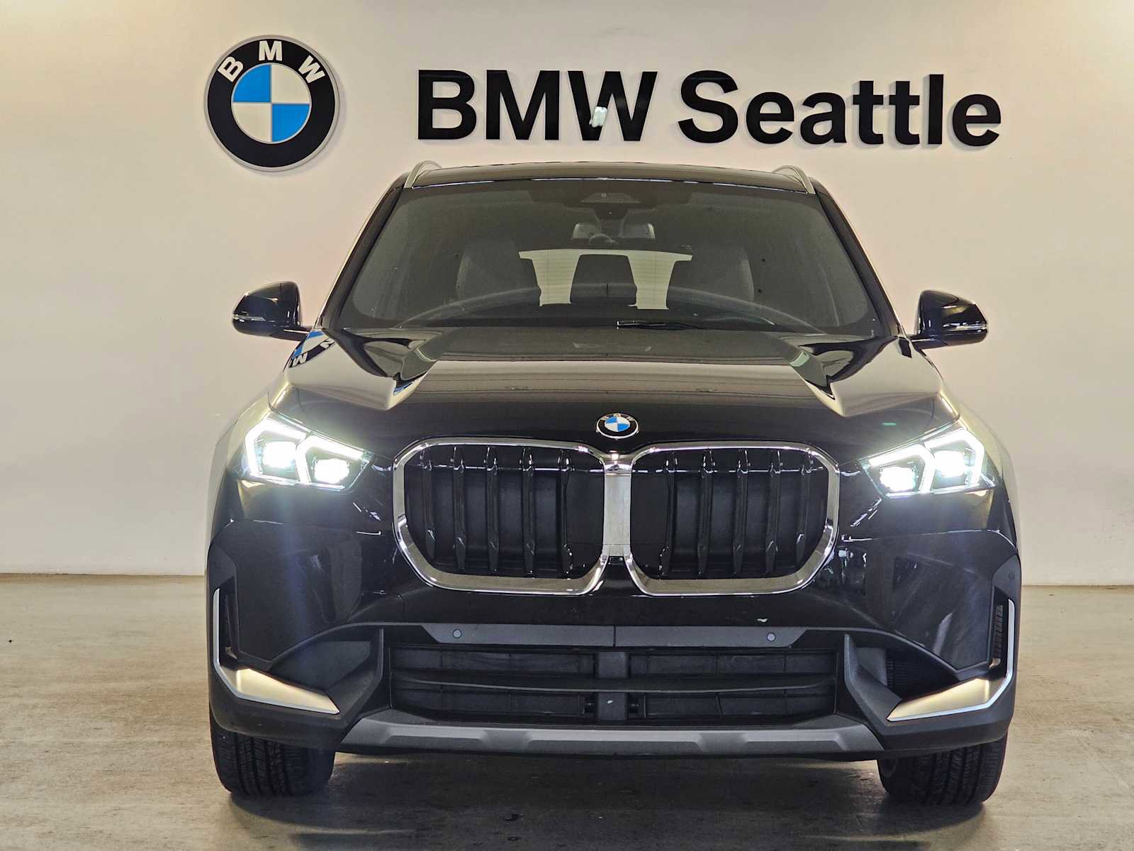 Used 2023 BMW X1 xDrive28i w/ Convenience Package image 6