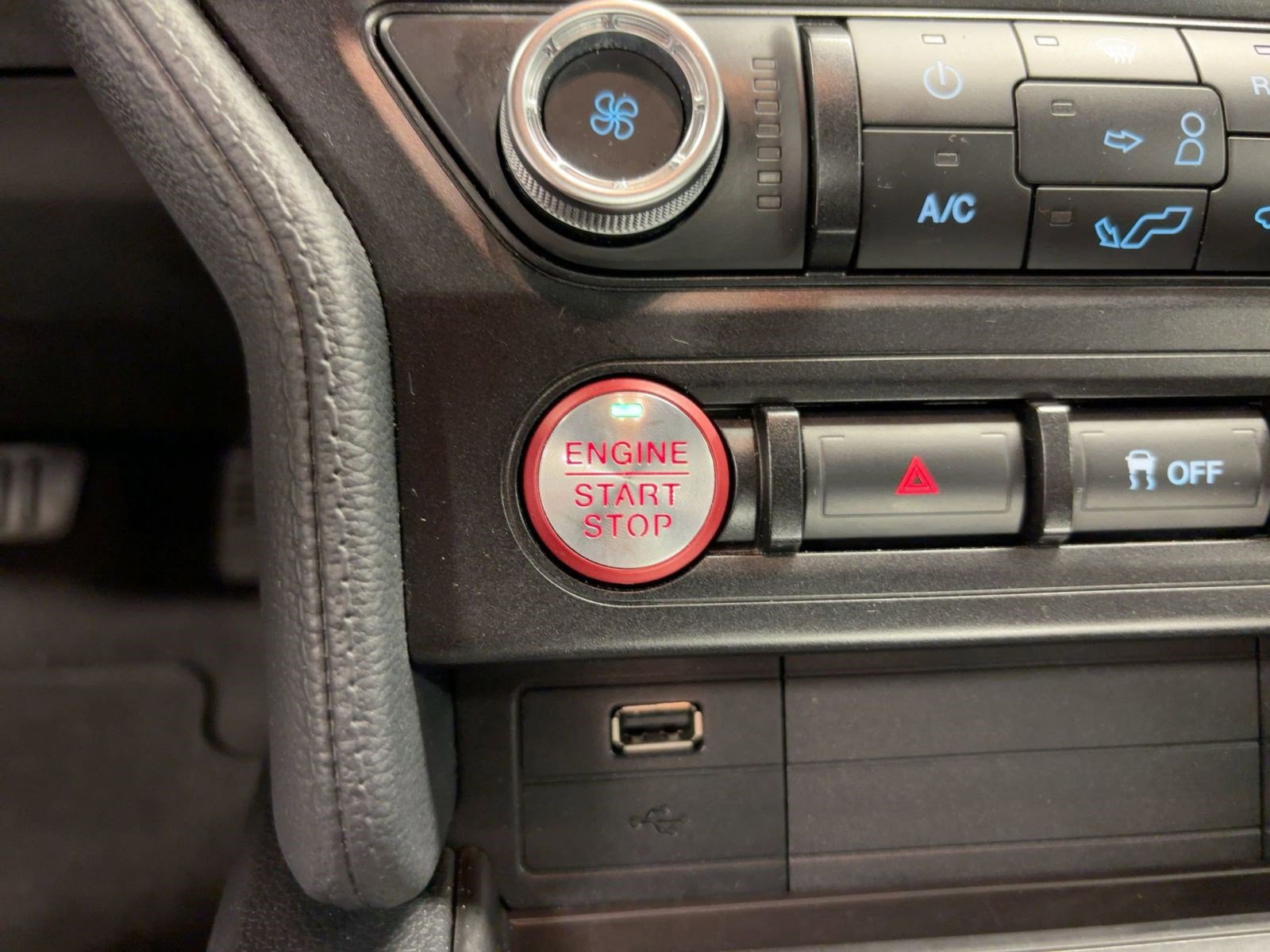 Used 2023 Ford Mustang EcoBoost image 24