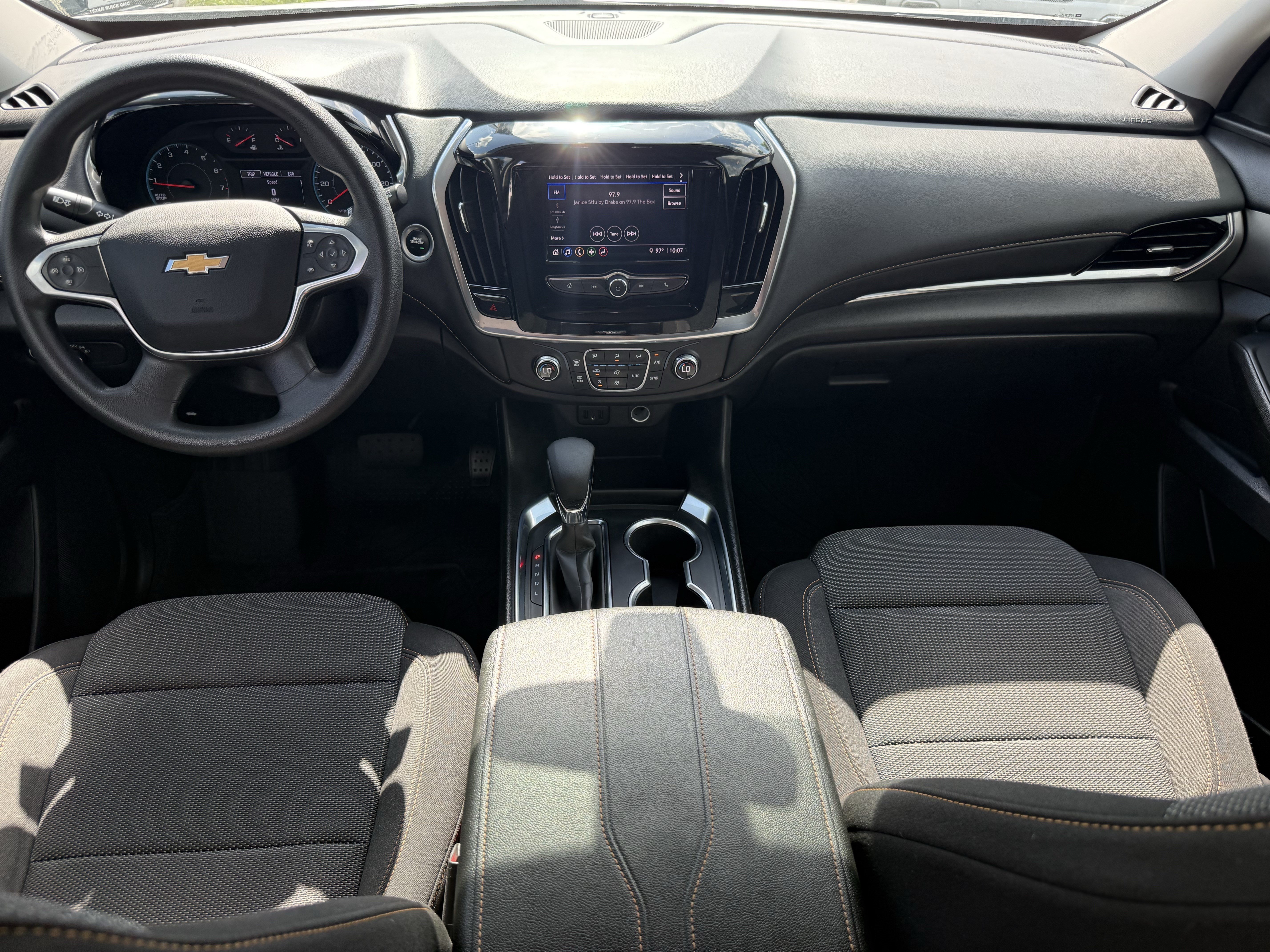 Used 2021 Chevrolet Traverse LS w/ LPO, Floor Liner Package FWD image 13