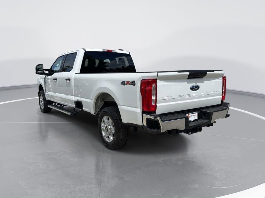 Used 2025 Ford F250 XLT AWD/4WD image 5