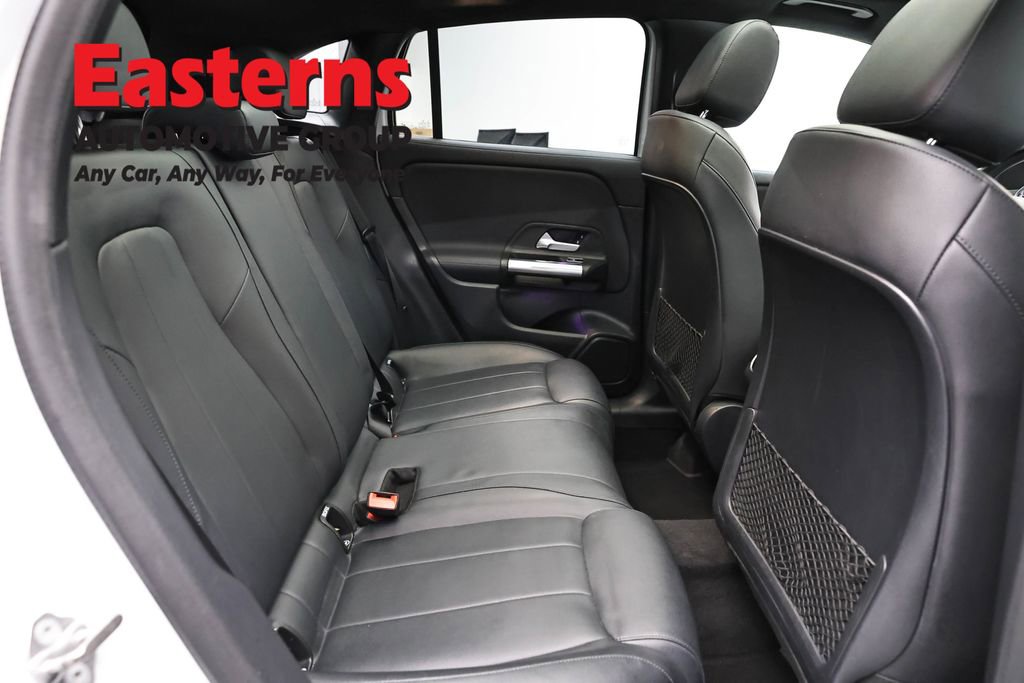Used 2022 Mercedes-Benz GLA 250 4MATIC w/ Premium Package Lite image 25