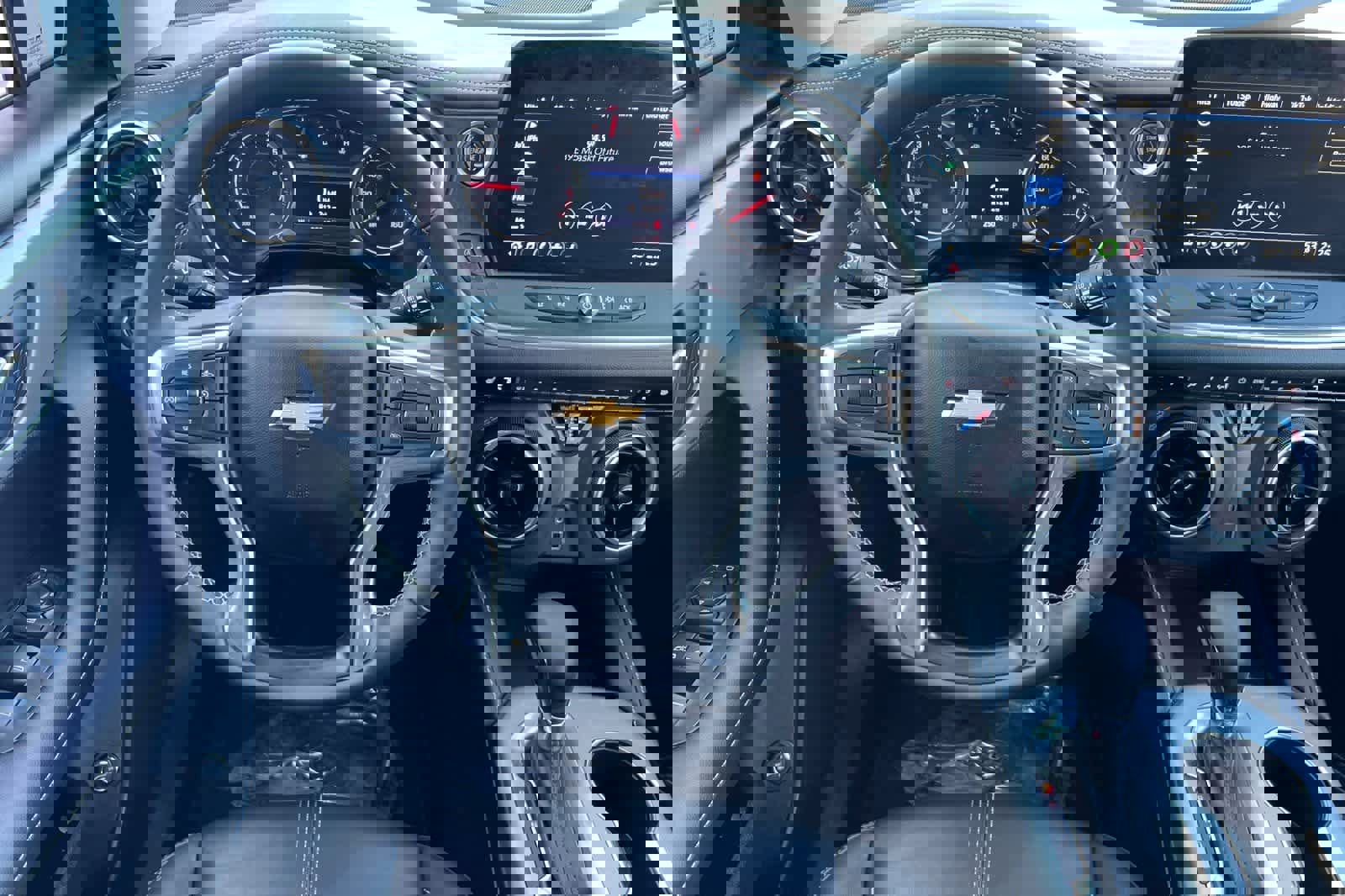 Used 2023 Chevrolet Blazer LT image 16