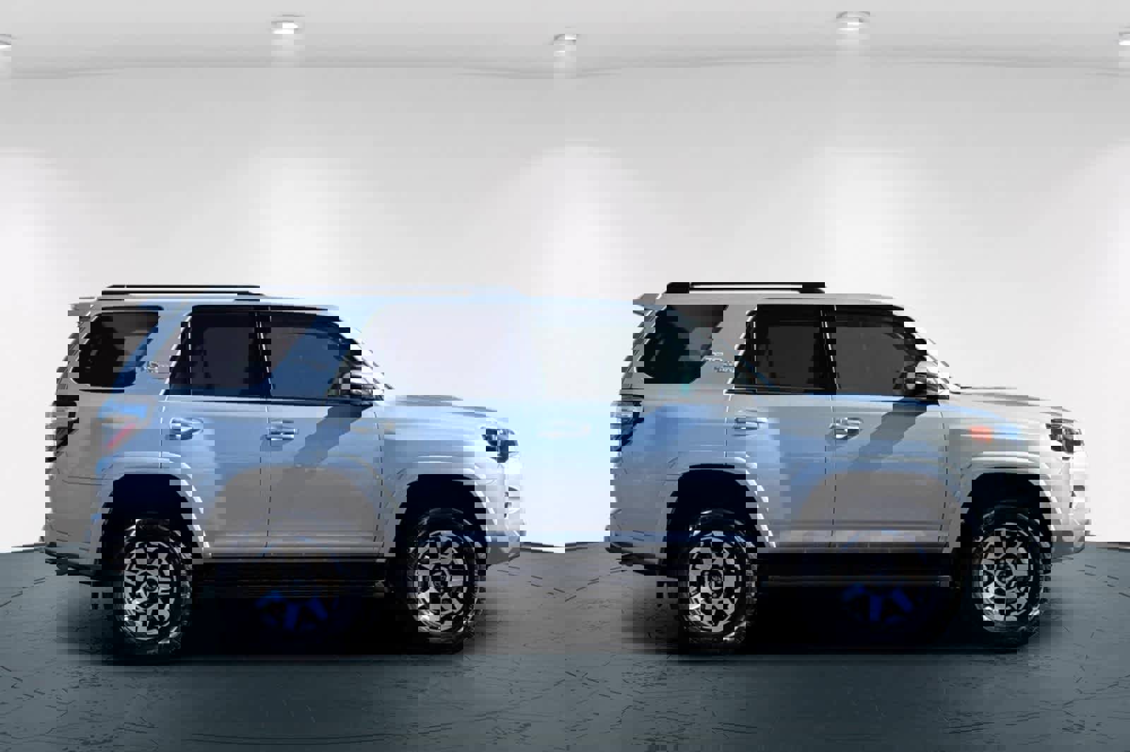 Used 2024 Toyota 4Runner TRD Off-Road Premium image 6