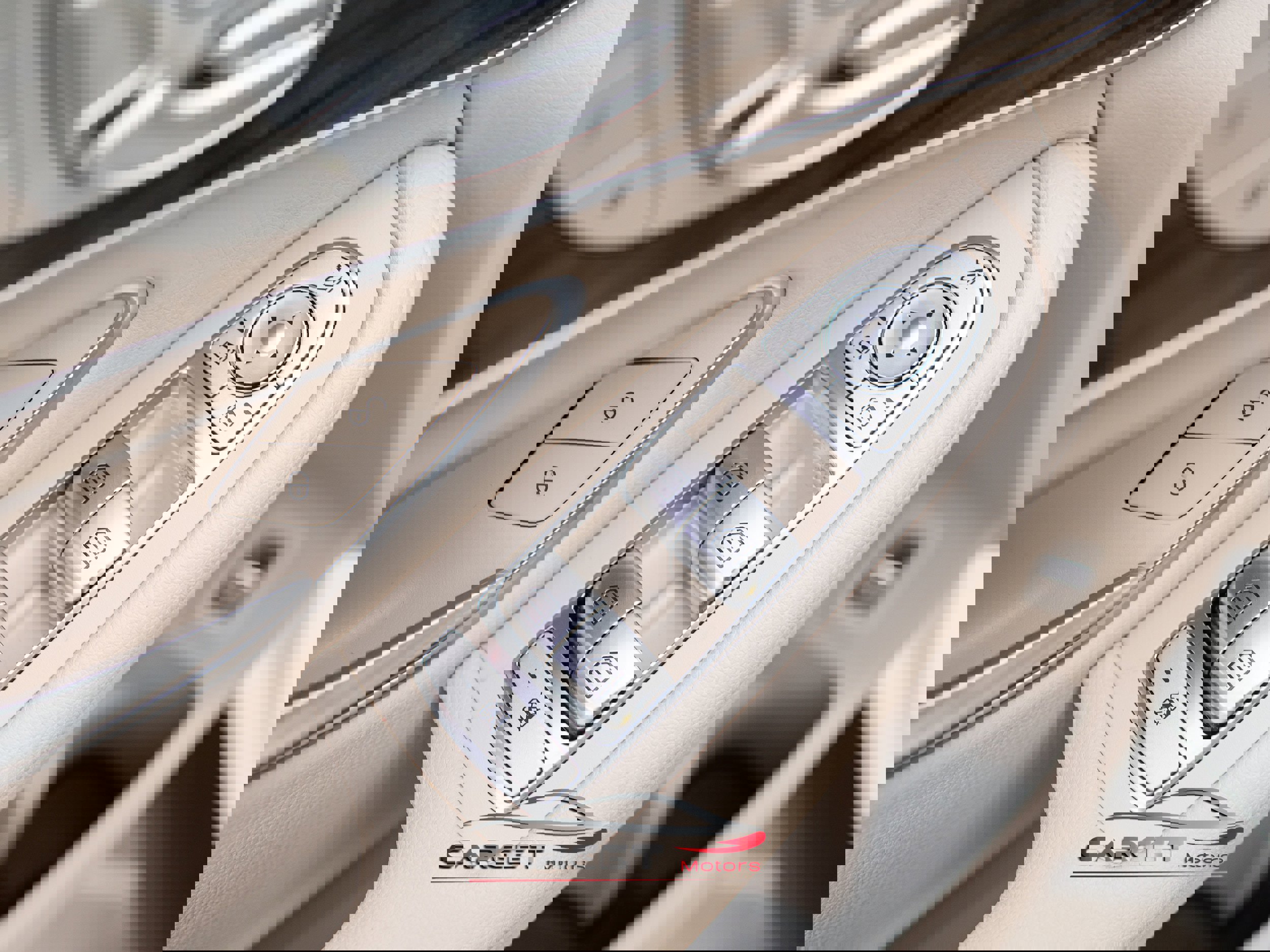 Used 2020 Mercedes-Benz GLC 300 4MATIC image 38