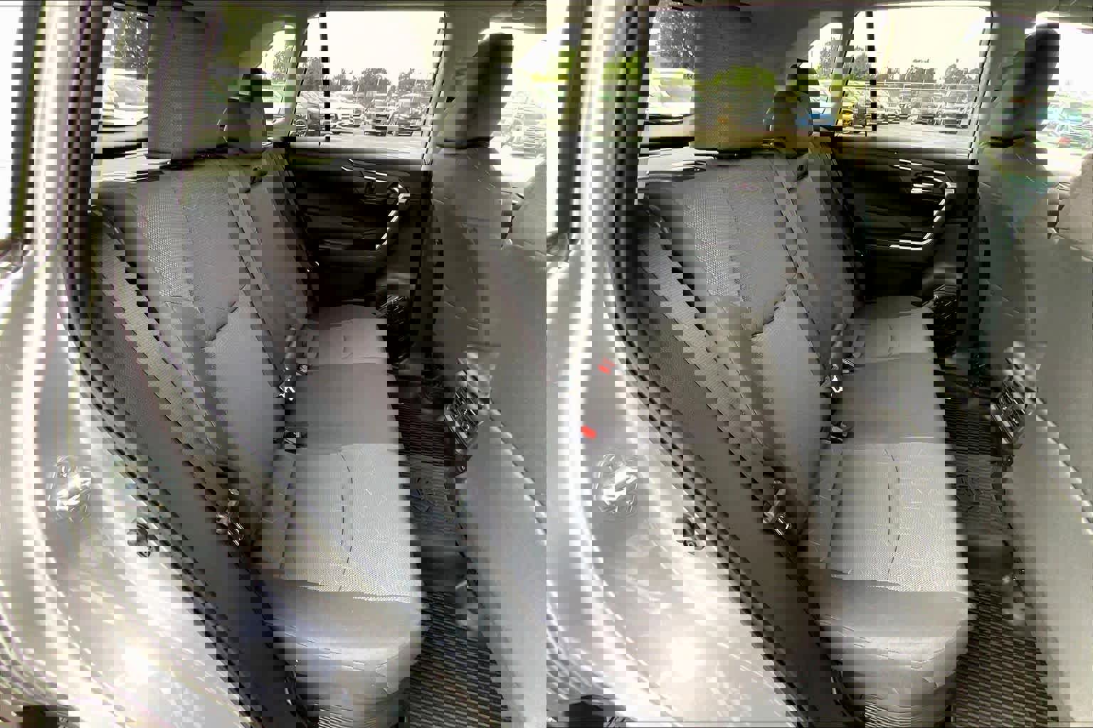 Used 2024 Toyota RAV4 XLE w/ Convenience Package image 19