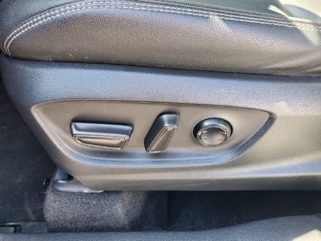 Certified 2025 Toyota Corolla Cross XLE AWD/4WD image 18