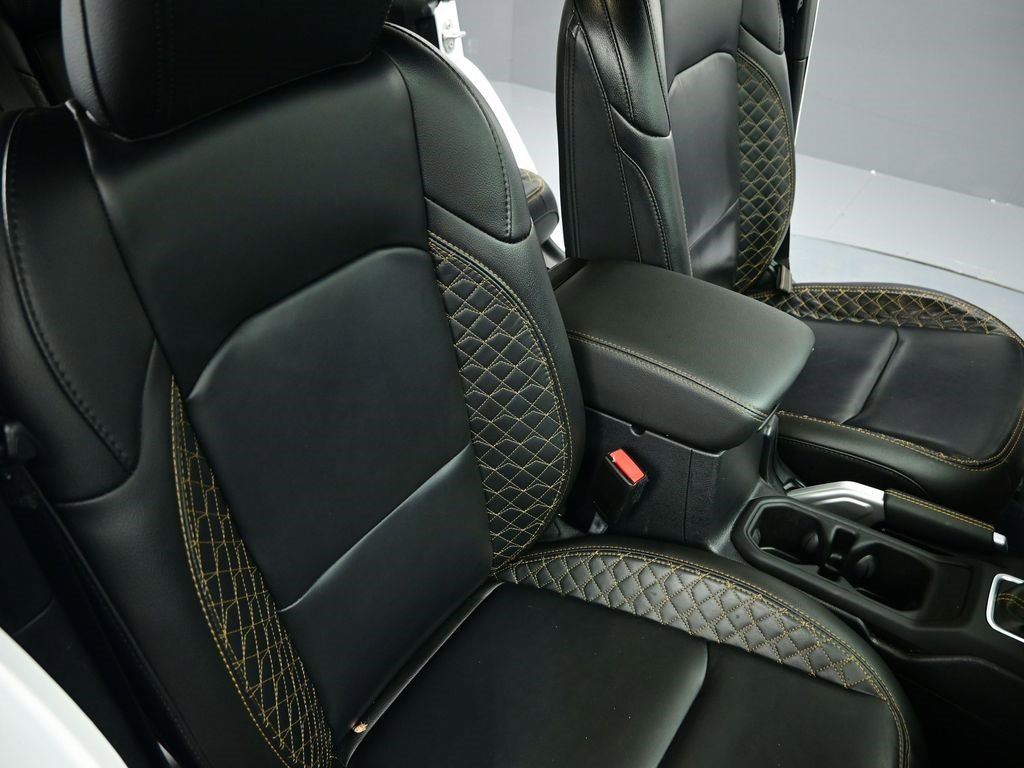 Used 2021 Jeep Wrangler Unlimited Sahara image 30