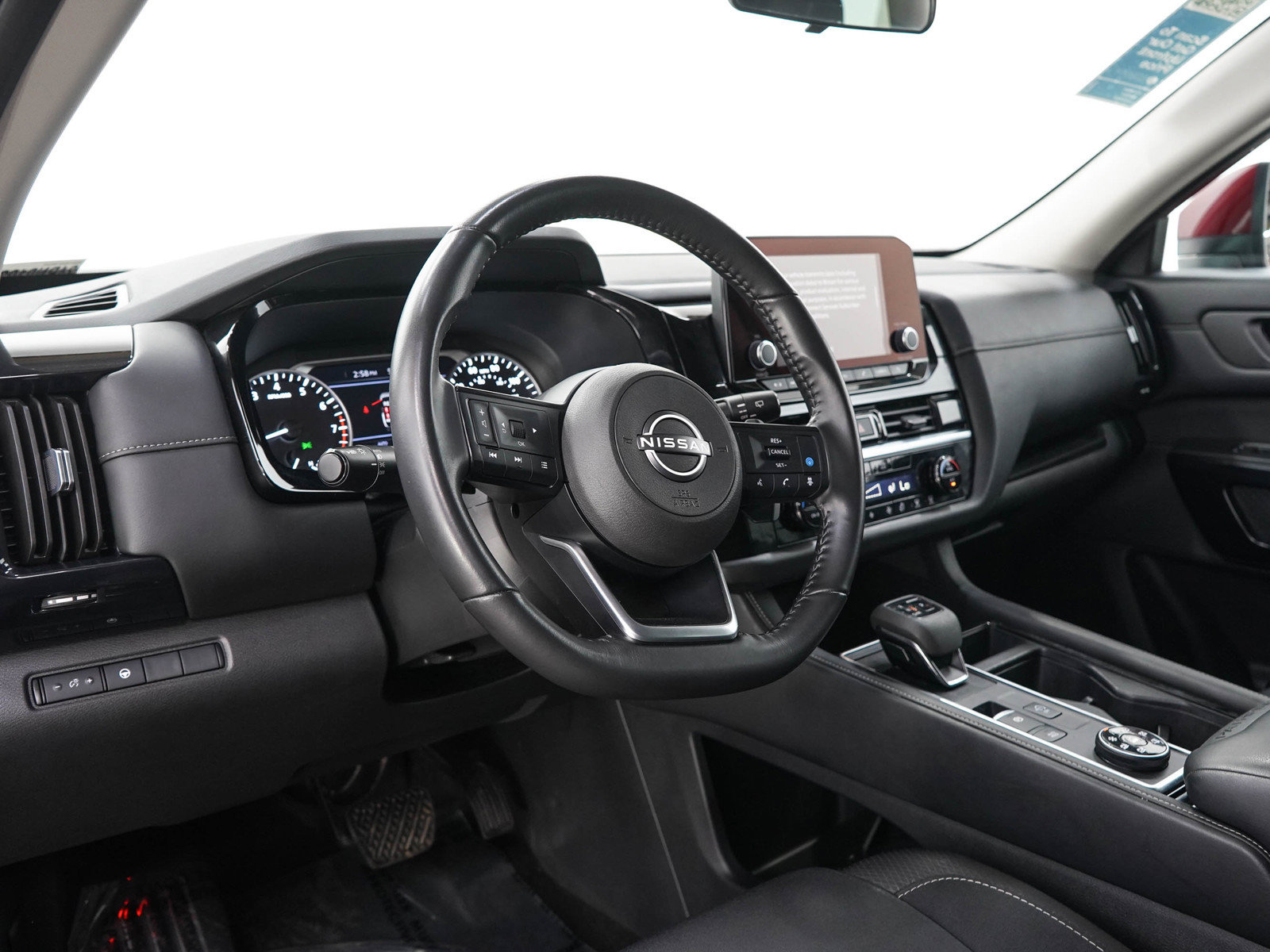 Used 2024 Nissan Pathfinder SV w/ Black Appearance Package AWD/4WD image 25