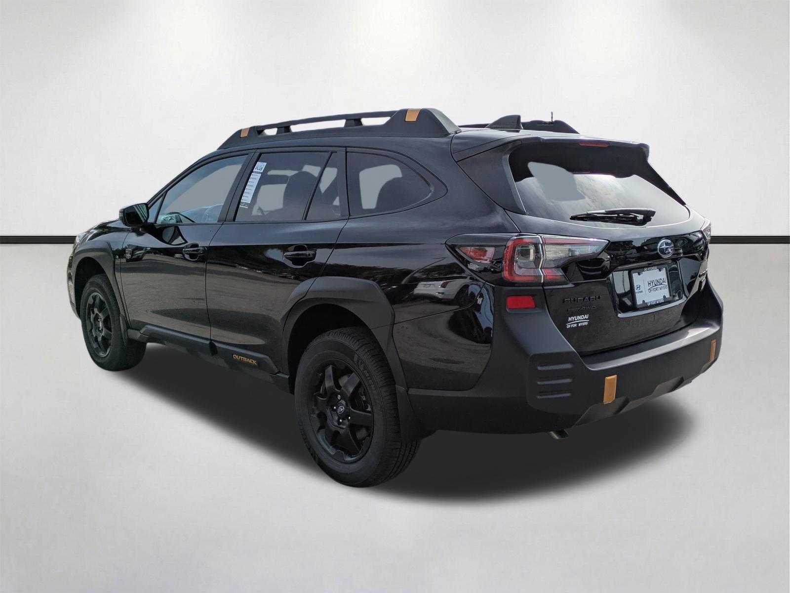 Used 2022 Subaru Outback Wilderness w/ Wilderness Package AWD/4WD image 7