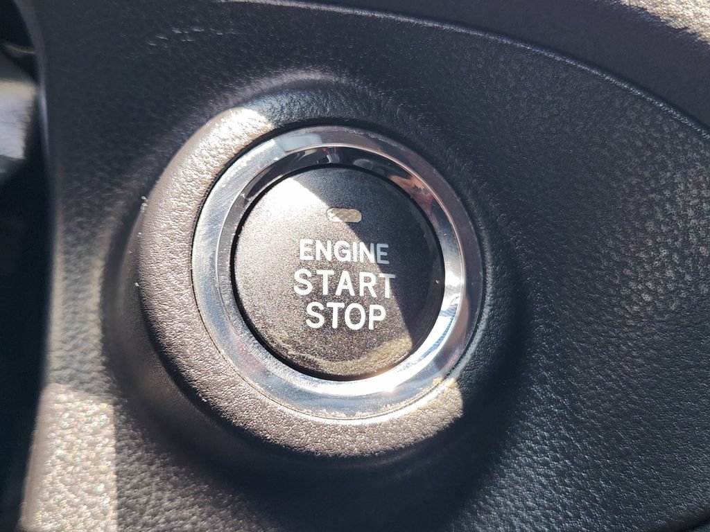 Used 2018 Subaru Impreza 2.0i Sport AWD/4WD image 17