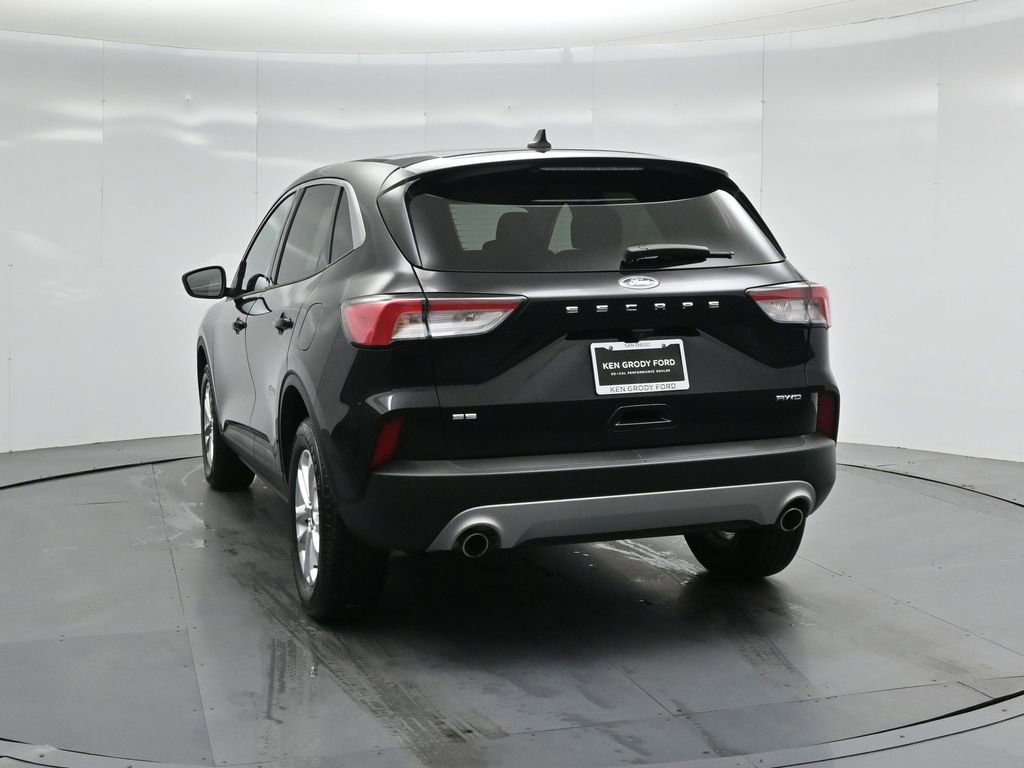 Certified 2021 Ford Escape SE image 26