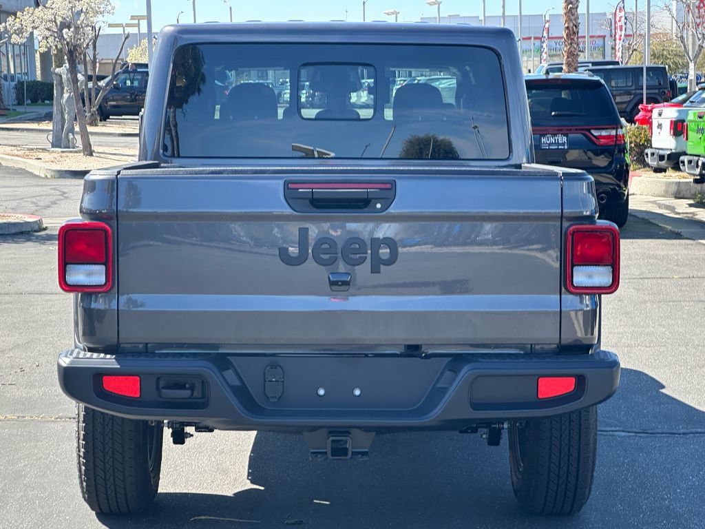 New 2026 Jeep Gladiator Sport AWD/4WD image 6