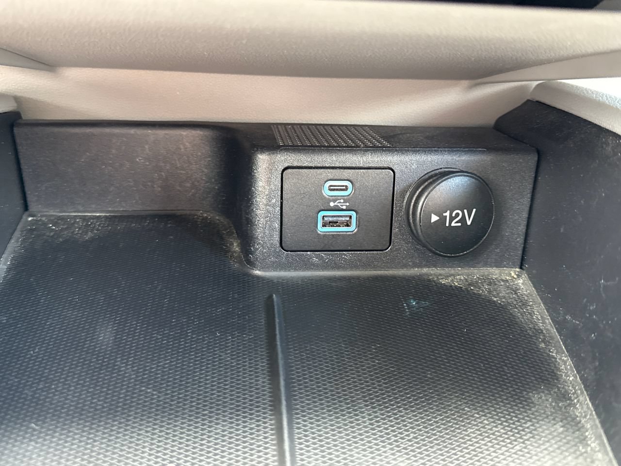 Used 2023 Ford Escape Active w/ Tech Pack #1 AWD/4WD image 21
