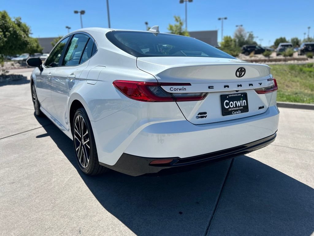 Used 2026 Toyota Camry XLE AWD/4WD image 5