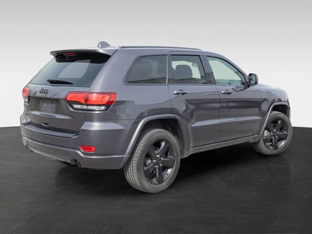 Used 2015 Jeep Grand Cherokee Altitude image 9