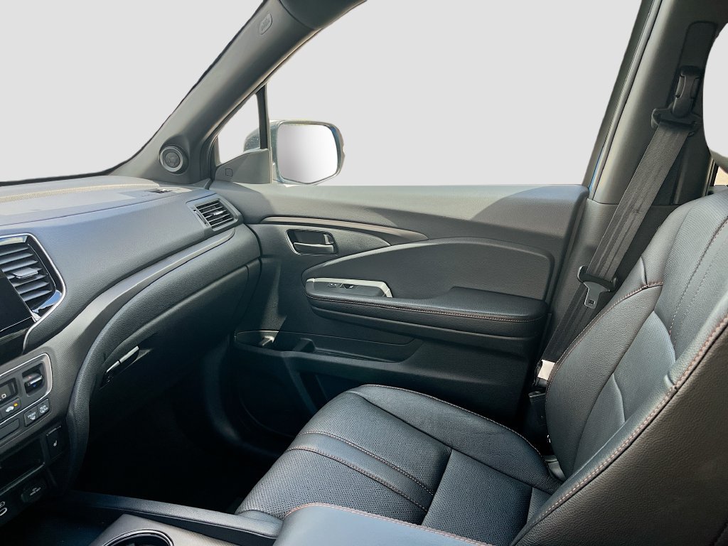Used 2024 Honda Passport TrailSport image 24