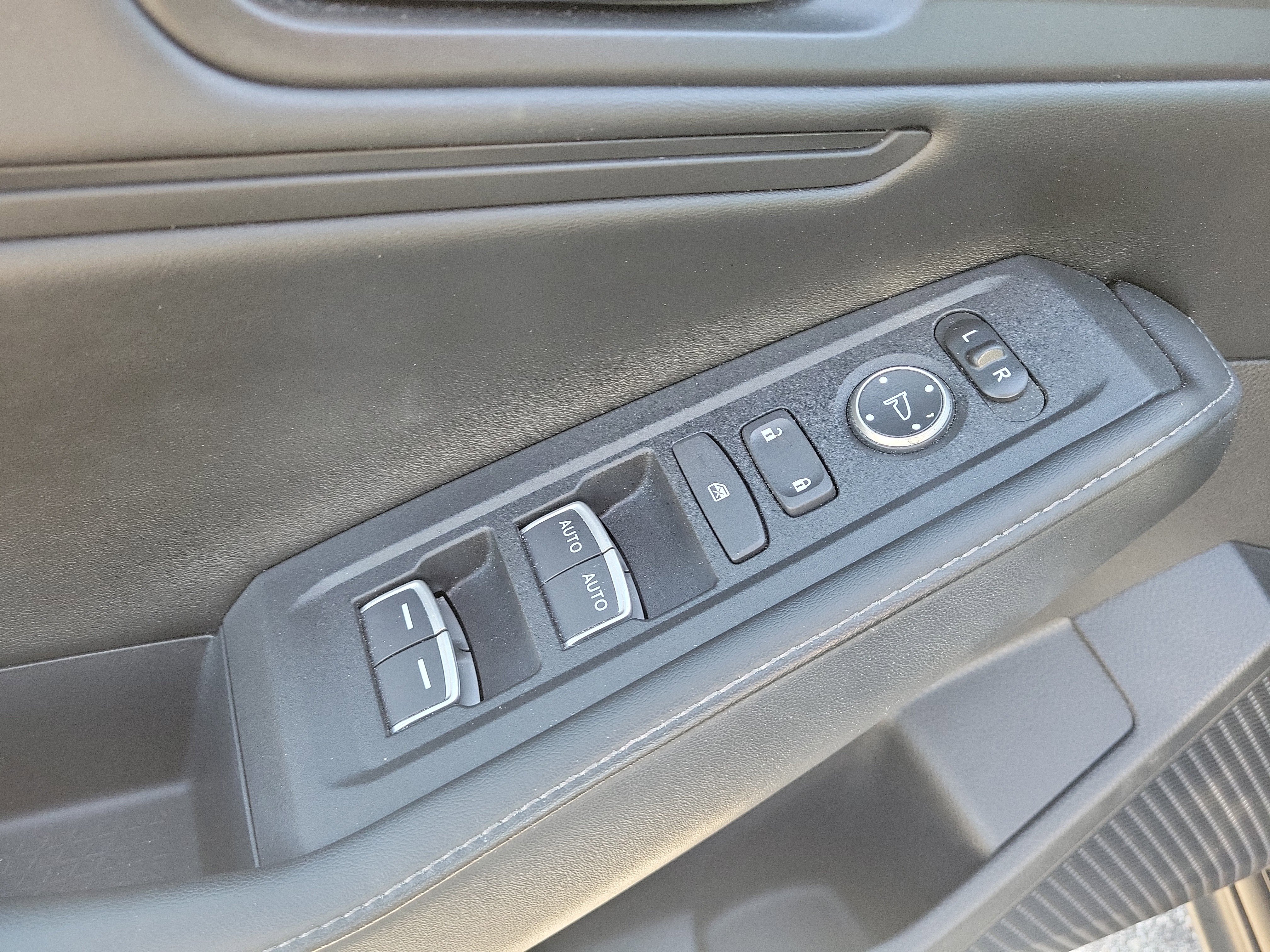Used 2025 Honda Accord Sport image 18